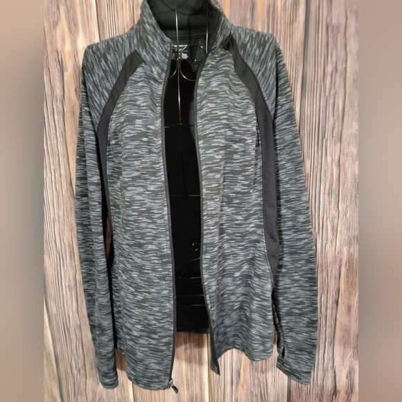 Gray workout sweater - Picture 5 of 6